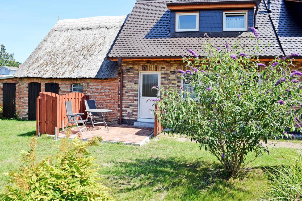 Ferienhaus Mit Terrasse Am Heideweg Baabe Extérieur photo